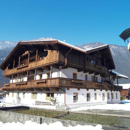 Apart Landhaus Heim Apartment Mayrhofen Bagian luar foto